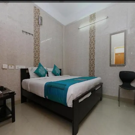 Sms Grand Inn Chennai Room photo
